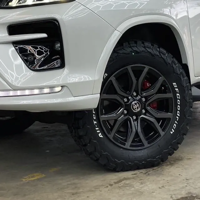 Camionetas y SUVs